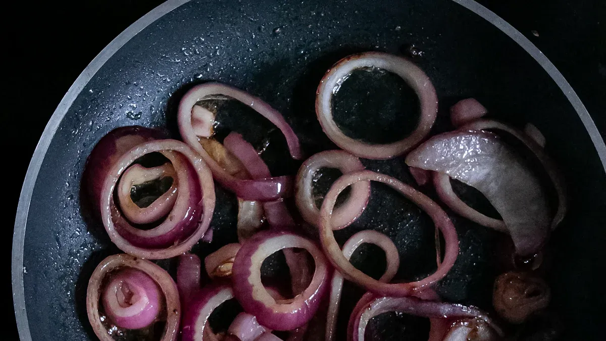 TECHNIQUES TO BUILD FLAVOR WITHOUT SALT