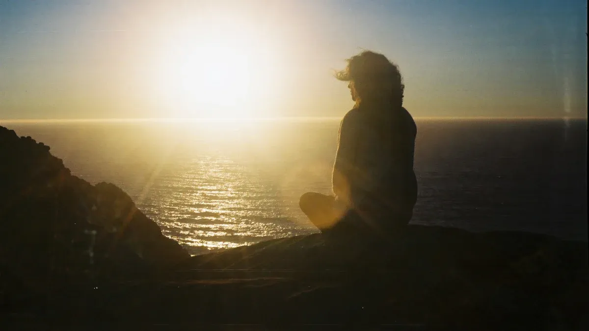 Hack 1: Bookend Your Day with Mindfulness